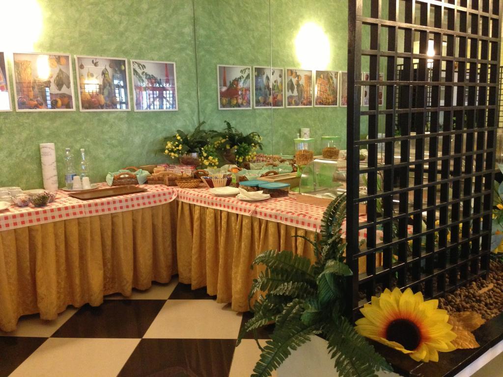 Hotel Ristorante Stellato Trebisacce Extérieur photo
